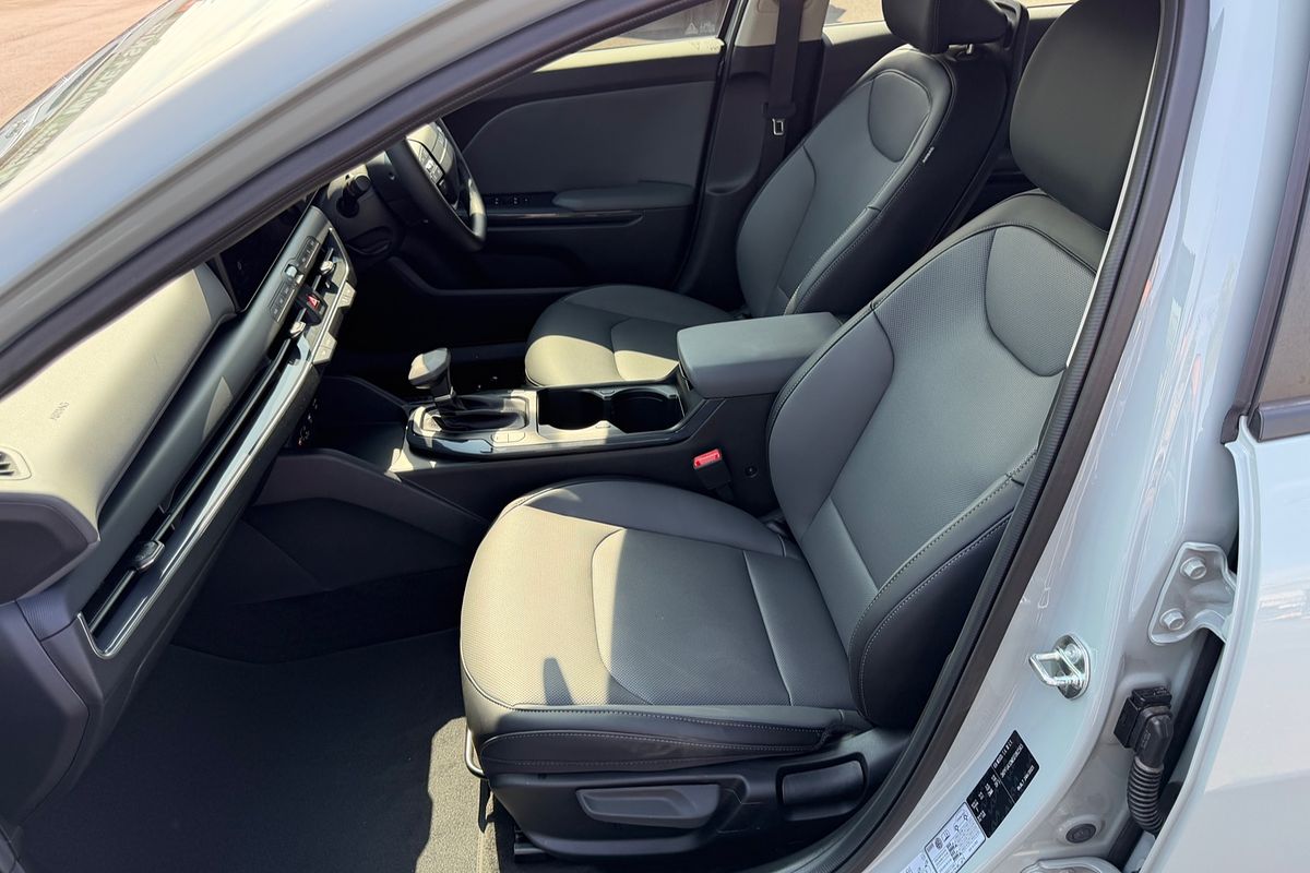 2025 Kia K4 Sport+ CL4m