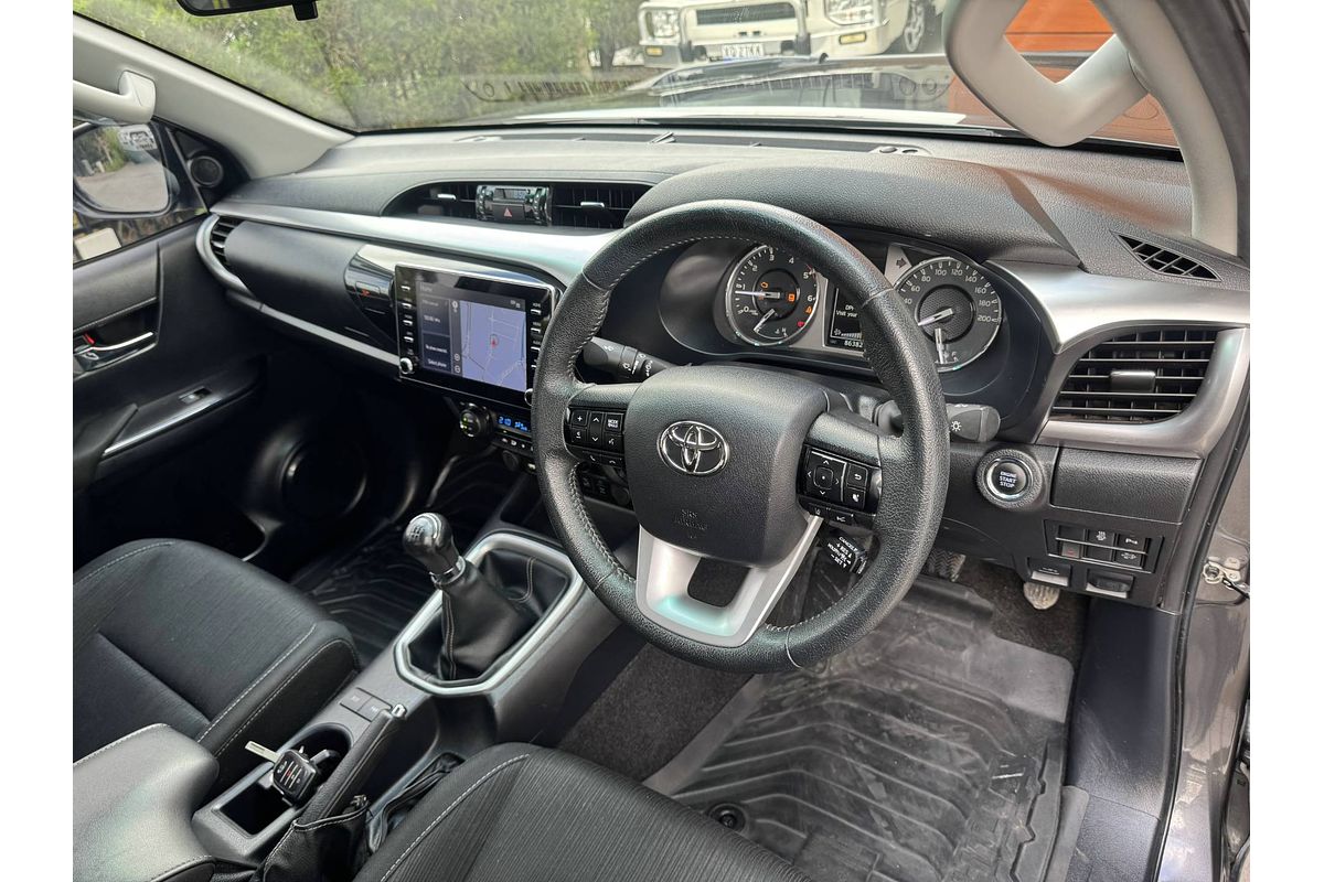 2022 Toyota Hilux SR5 GUN126R