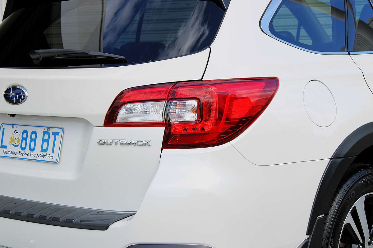 2019 Subaru Outback 2.5i Premium 5GEN