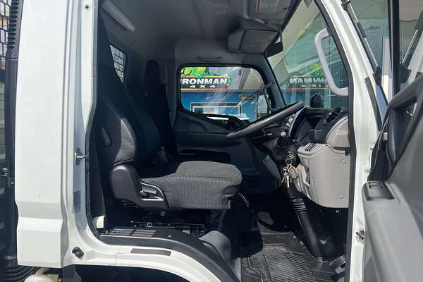 2021 Fuso Canter 615 4x2 LWB