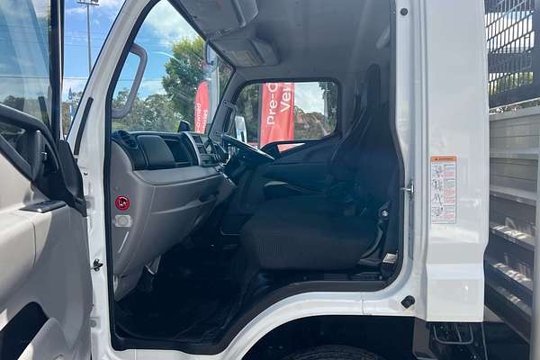 2021 Fuso Canter 615 4x2 LWB