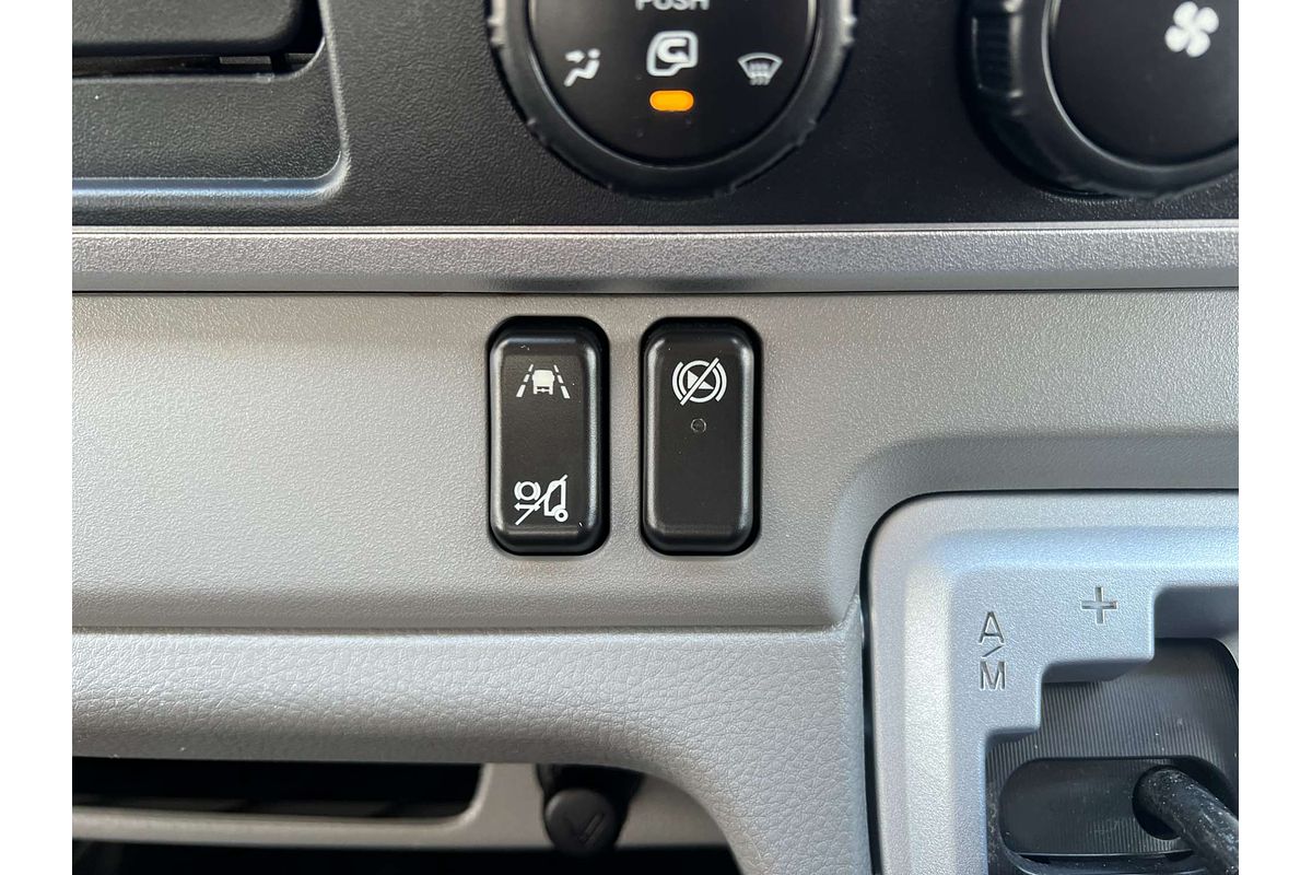 2021 Fuso Canter 615 4x2 LWB