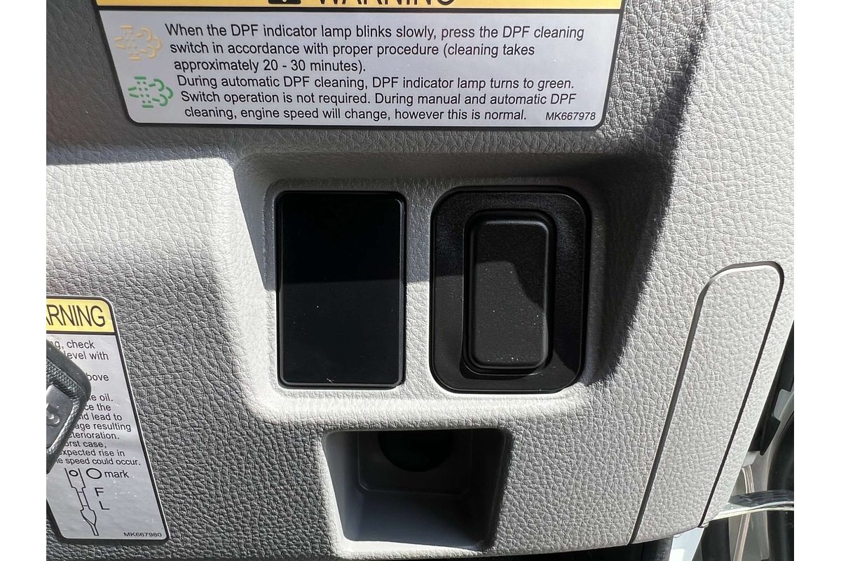 2021 Fuso Canter 615 4x2 LWB