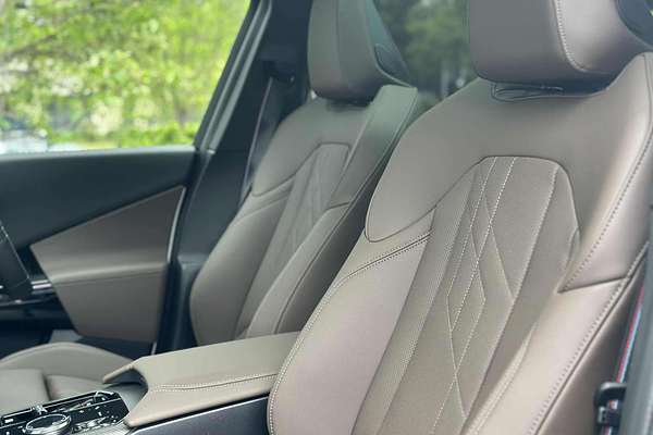2025 BMW X3 30e xDrive G45