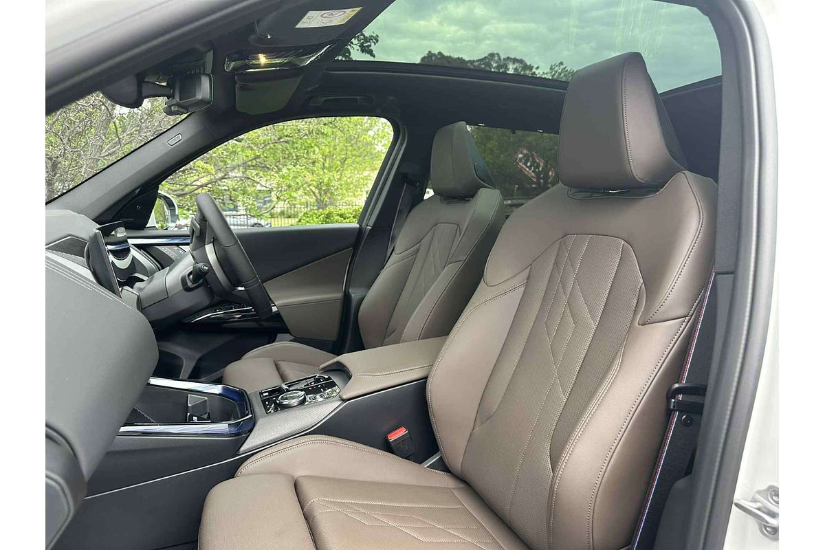 2025 BMW X3 30e xDrive G45