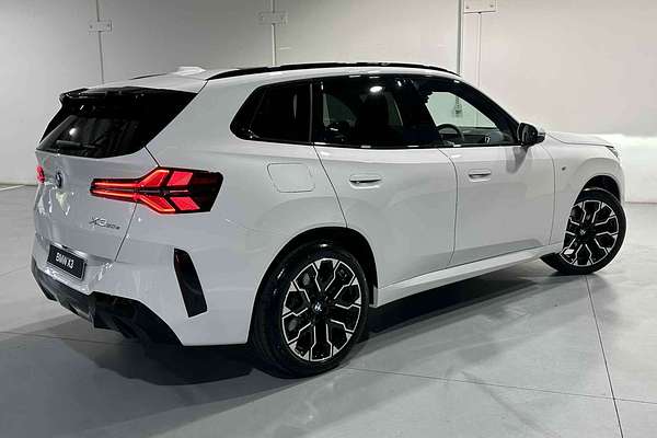 2025 BMW X3 30e xDrive G45
