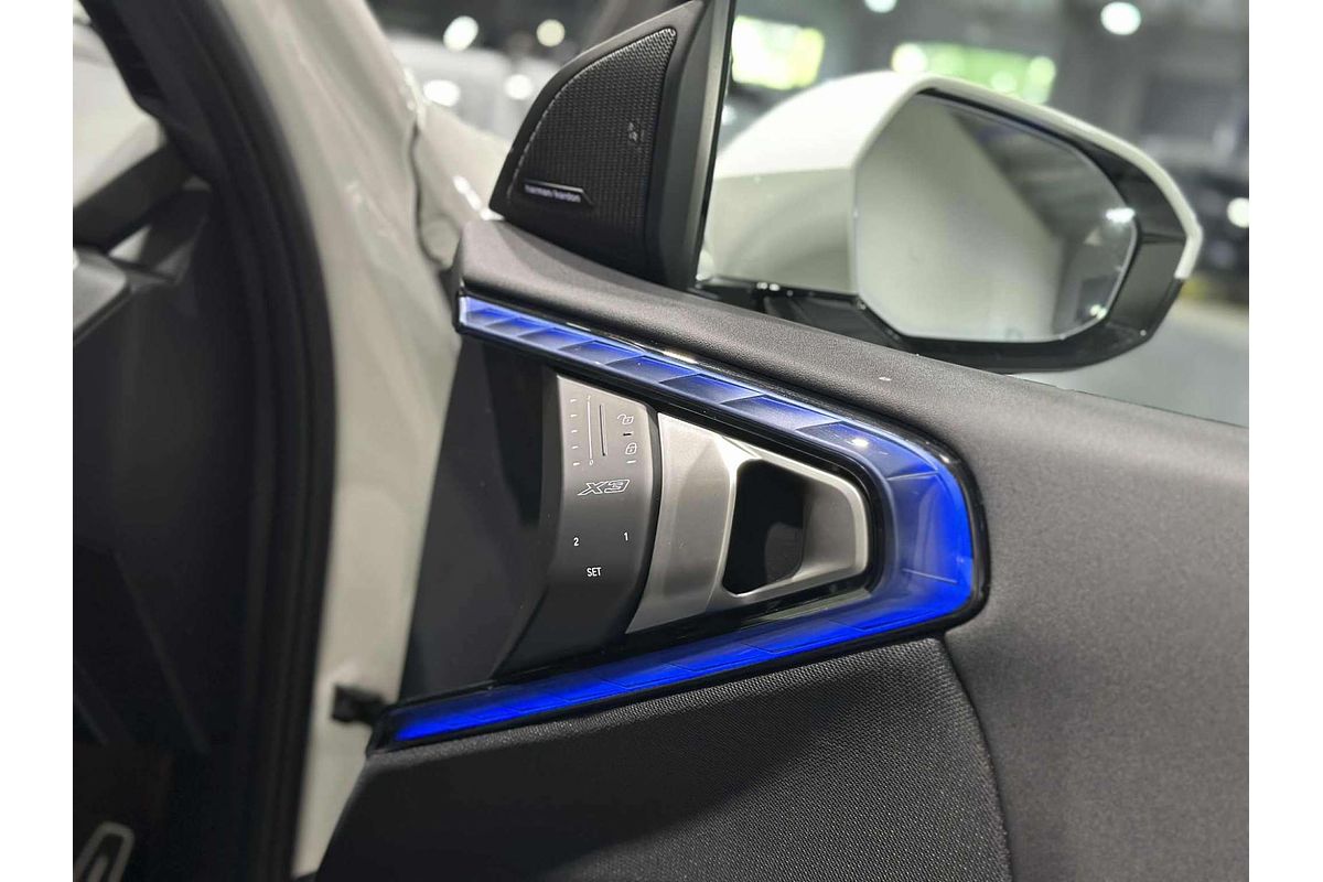 2025 BMW X3 30e xDrive G45