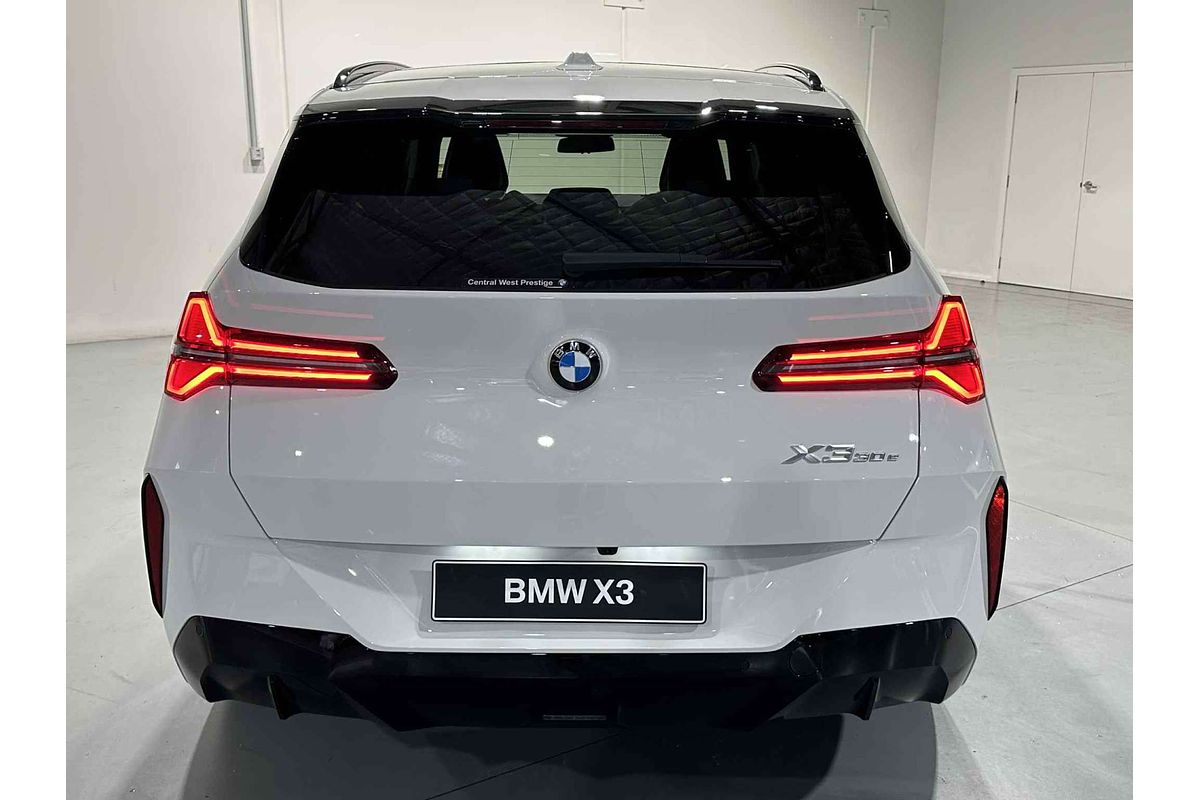 2025 BMW X3 30e xDrive G45