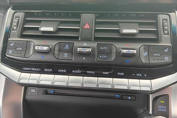 2021 Toyota Landcruiser Sahara FJA300R