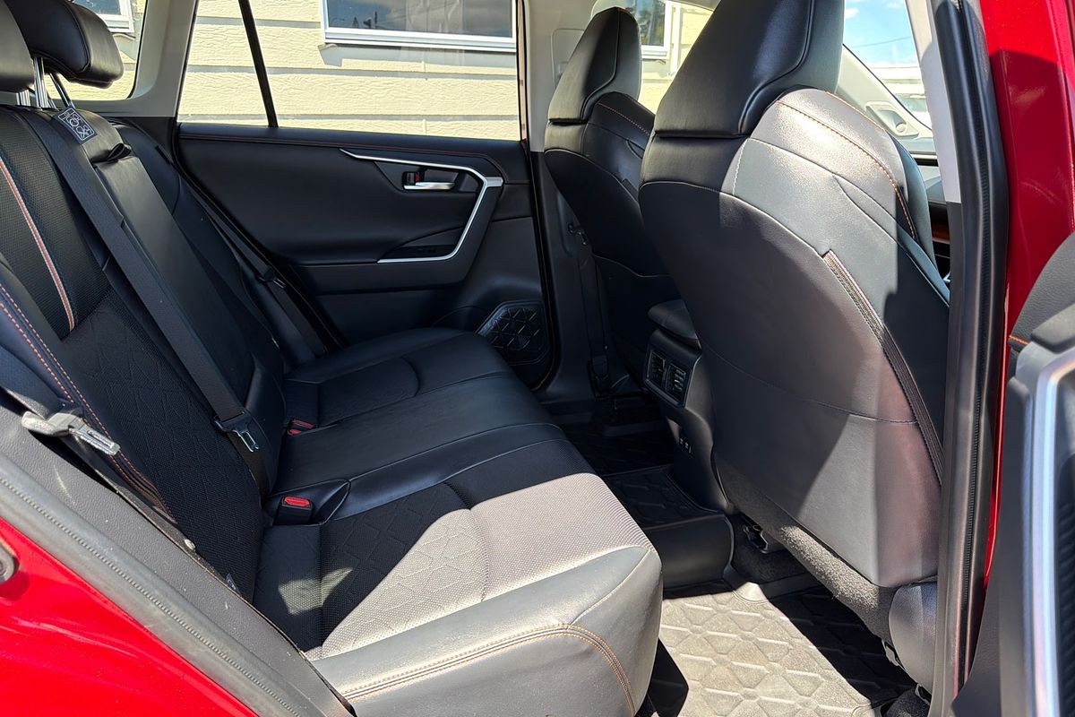 2020 Toyota RAV4 Edge AXAA54R