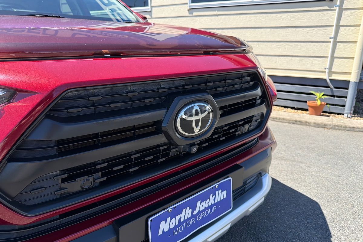 2020 Toyota RAV4 Edge AXAA54R