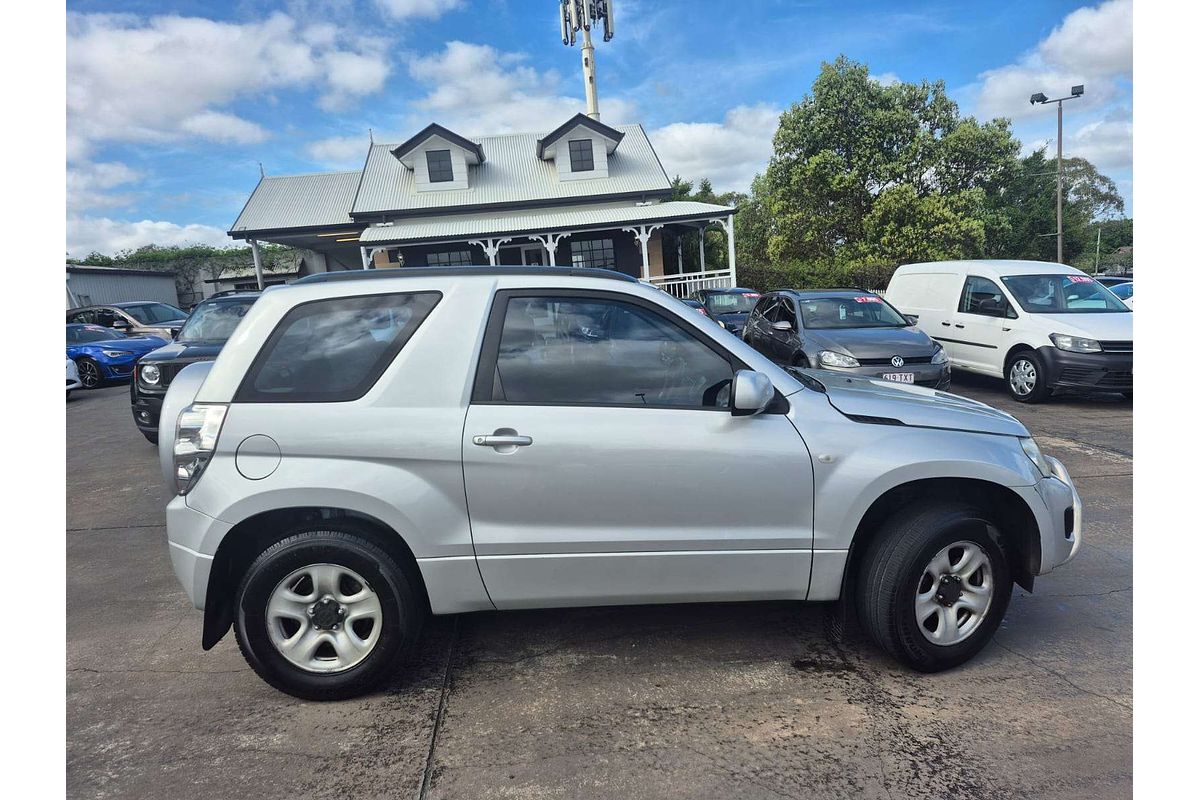 2012 Suzuki Grand Vitara  JB