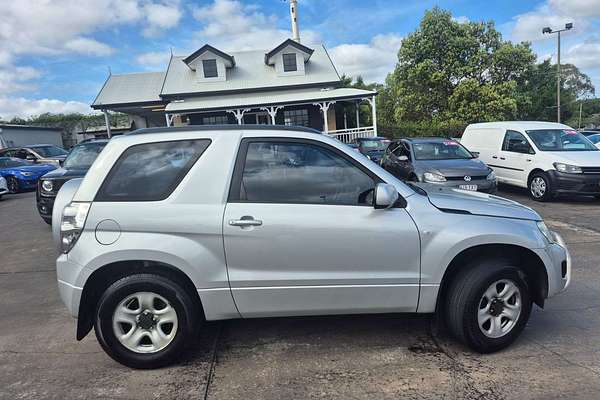2012 Suzuki Grand Vitara  JB