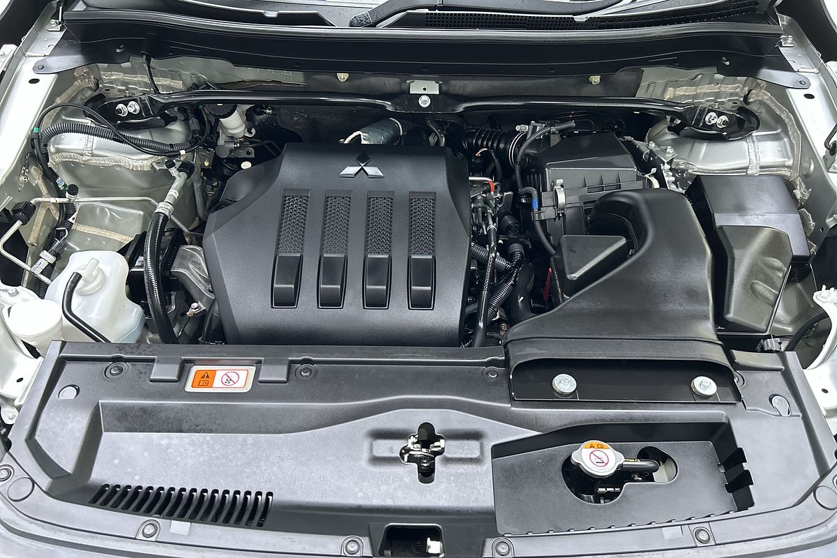 2023 Mitsubishi Eclipse Cross ES YB
