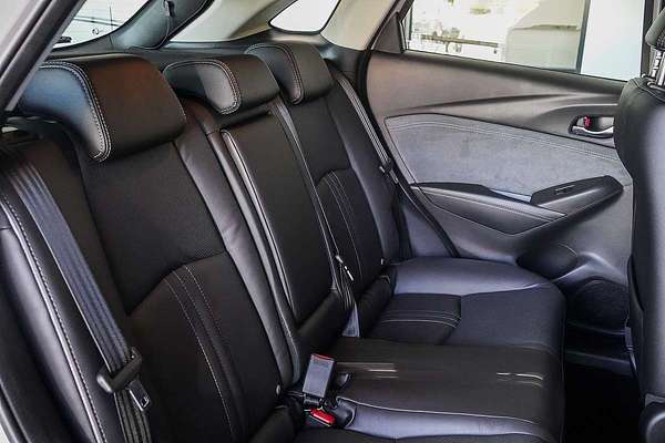 2025 Mazda CX-3 G20 Akari DK