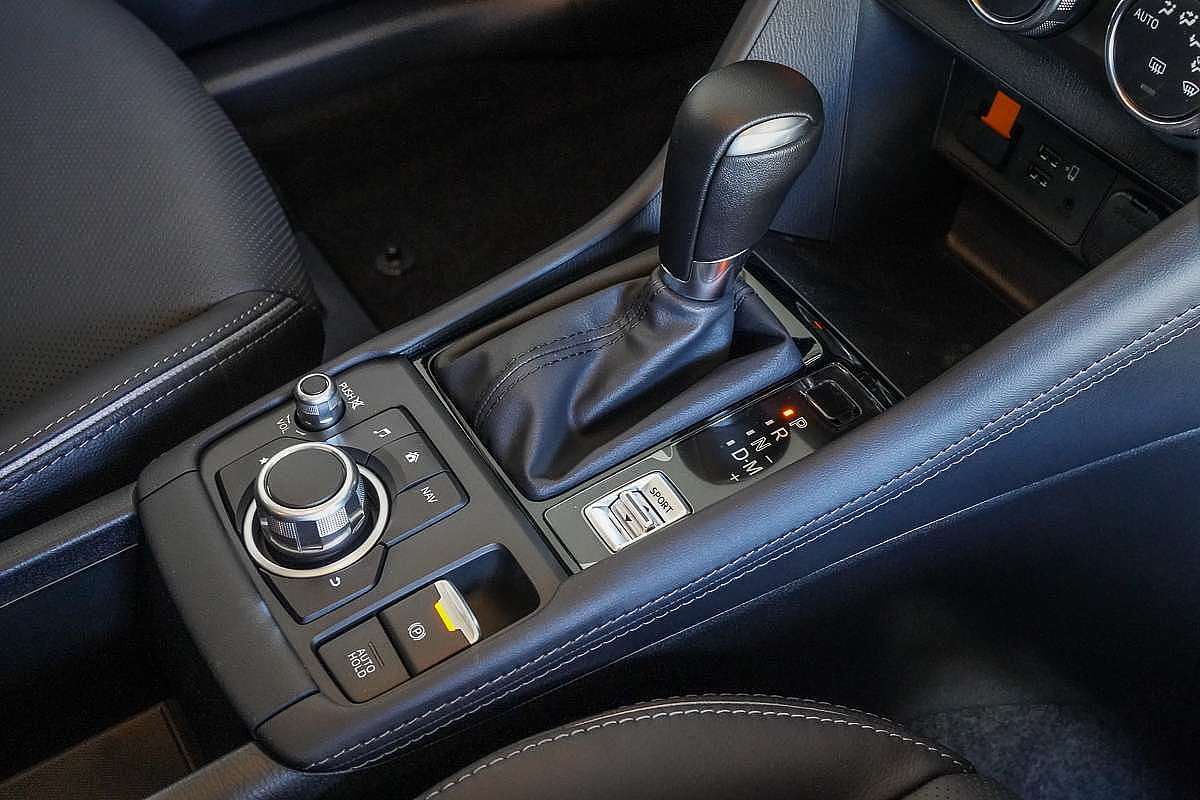 2025 Mazda CX-3 G20 Akari DK