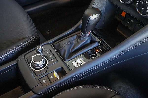 2025 Mazda CX-3 G20 Akari DK