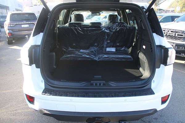 2025 Ford Everest Platinum 3.0L