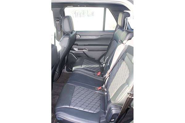 2025 Ford Everest Platinum 3.0L