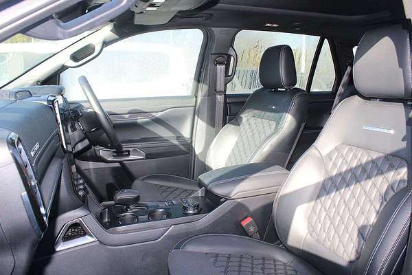2025 Ford Everest Platinum 3.0L