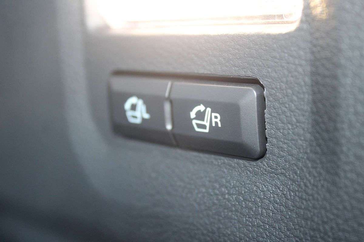 2025 Ford Everest Platinum 3.0L