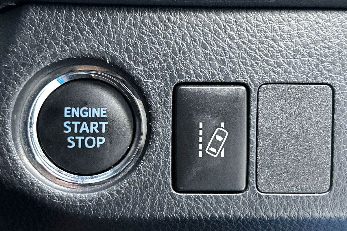 2018 Toyota RAV4 GXL ZSA42R