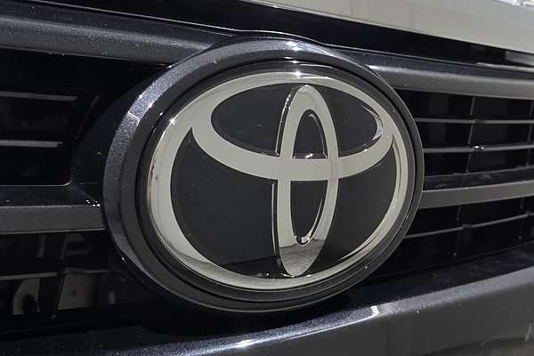 2022 Toyota Hilux SR5 GUN126R 4X4