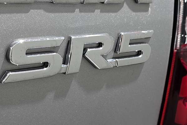 2022 Toyota Hilux SR5 GUN126R 4X4