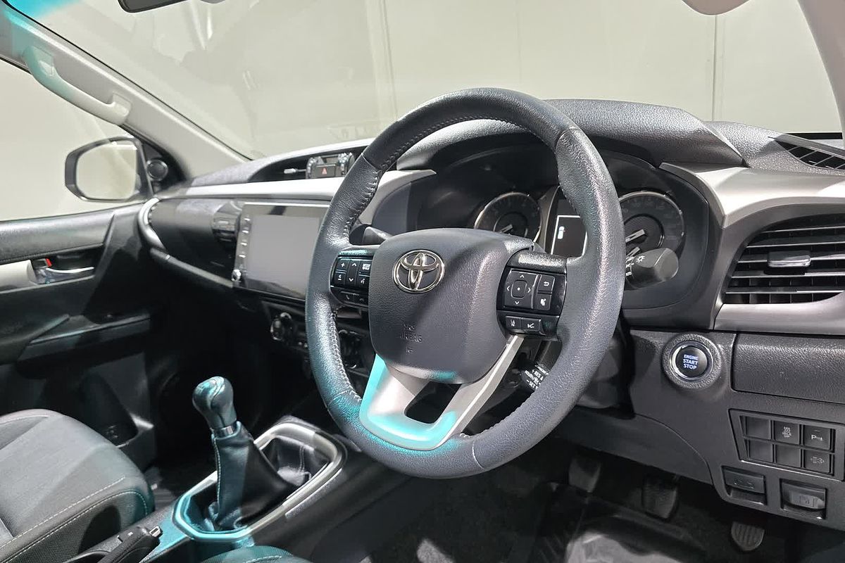 2022 Toyota Hilux SR5 GUN126R 4X4