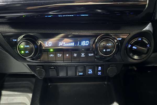 2022 Toyota Hilux SR5 GUN126R 4X4