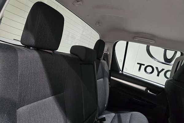 2022 Toyota Hilux SR5 GUN126R 4X4