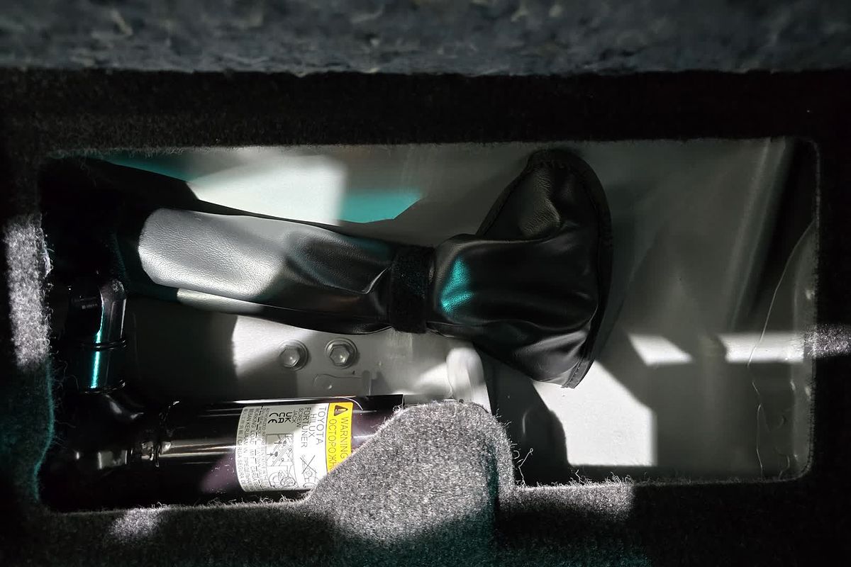 2022 Toyota Hilux SR5 GUN126R 4X4