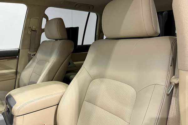 2017 Toyota Landcruiser Sahara VDJ200R