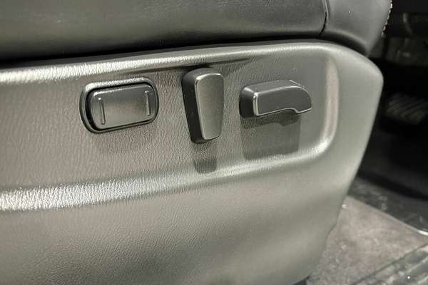 2019 Nissan Patrol Ti Y62 Series 5