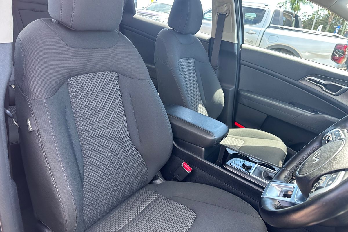 2022 Kia Sportage S NQ5