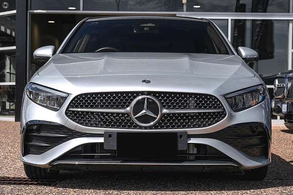 2025 Mercedes-Benz A-Class A200 W177