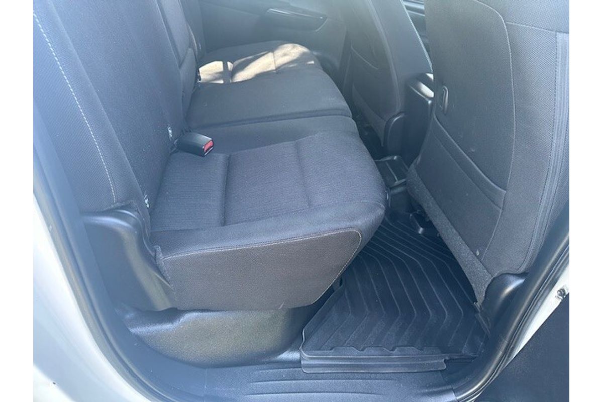 2021 Toyota Hilux SR GUN126R 4X4