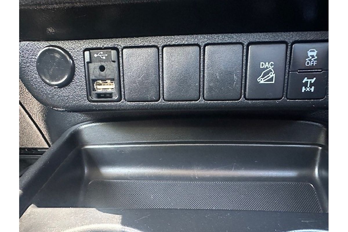 2021 Toyota Hilux SR GUN126R 4X4