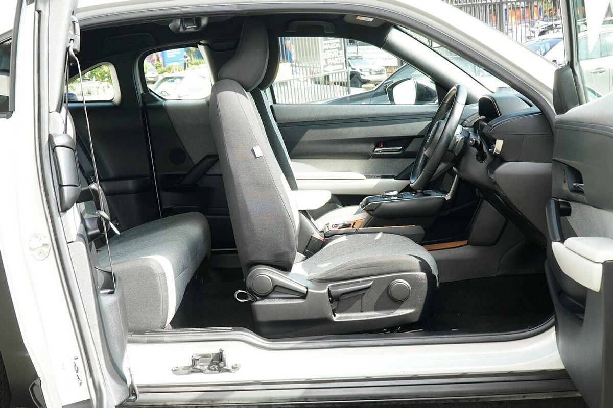 2021 Mazda MX-30 G20e Evolve DR Series