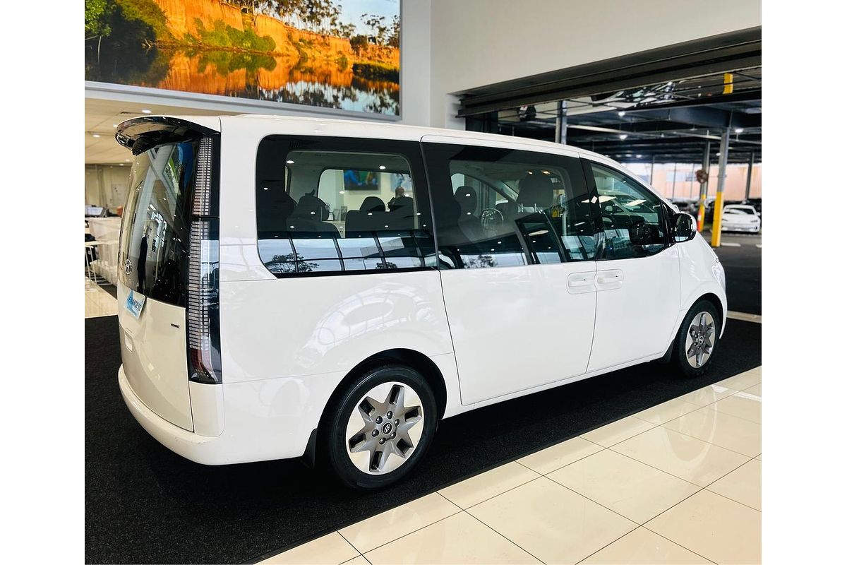 2022 Hyundai STARIA US4.V1