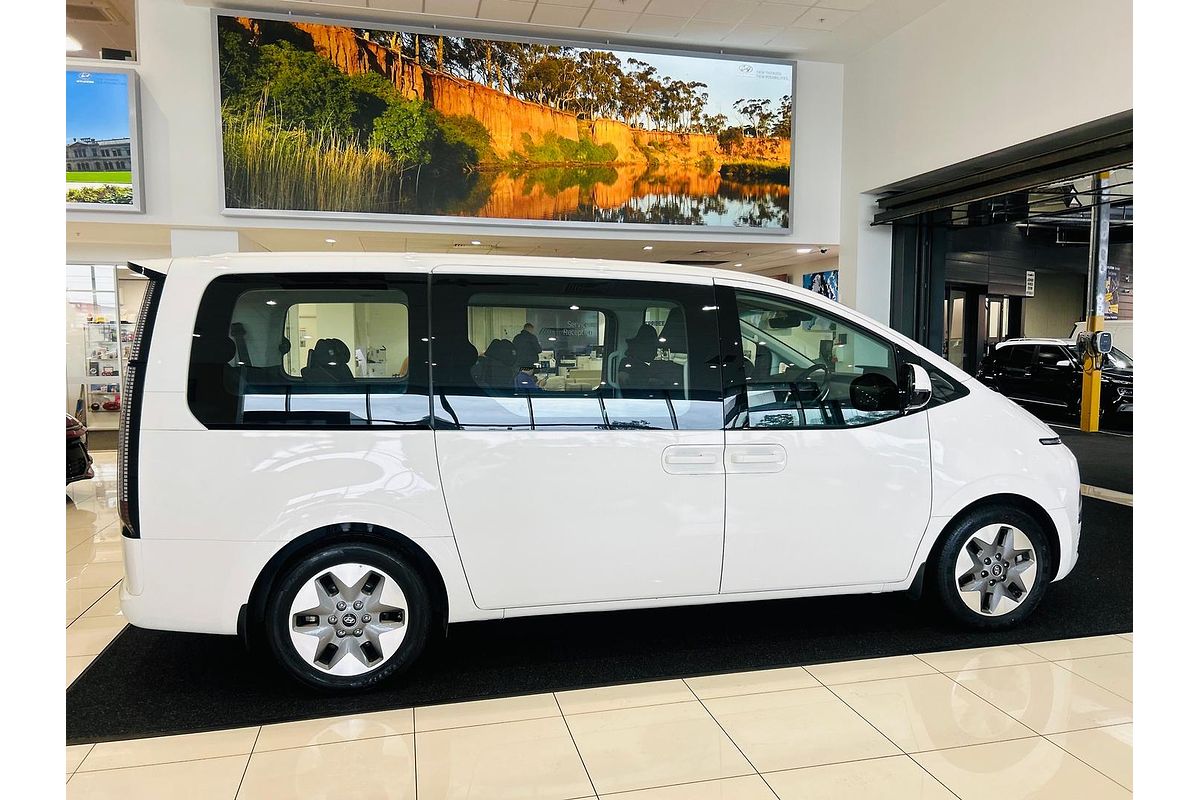 2022 Hyundai STARIA US4.V1