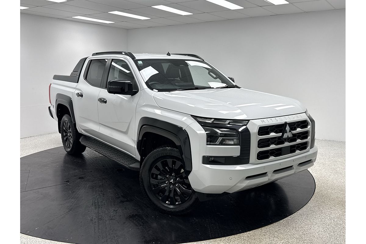 2024 Mitsubishi Triton GSR MV 4X4