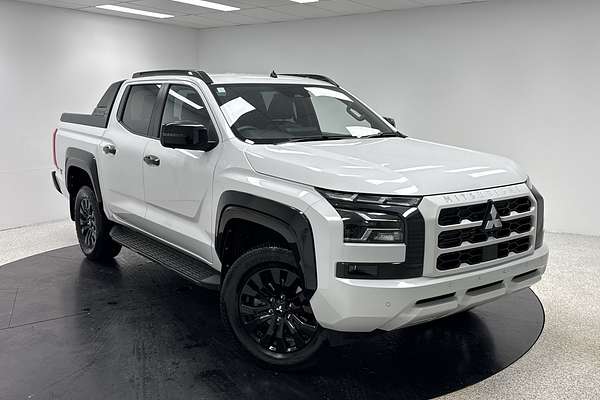 2024 Mitsubishi Triton GSR MV 4X4