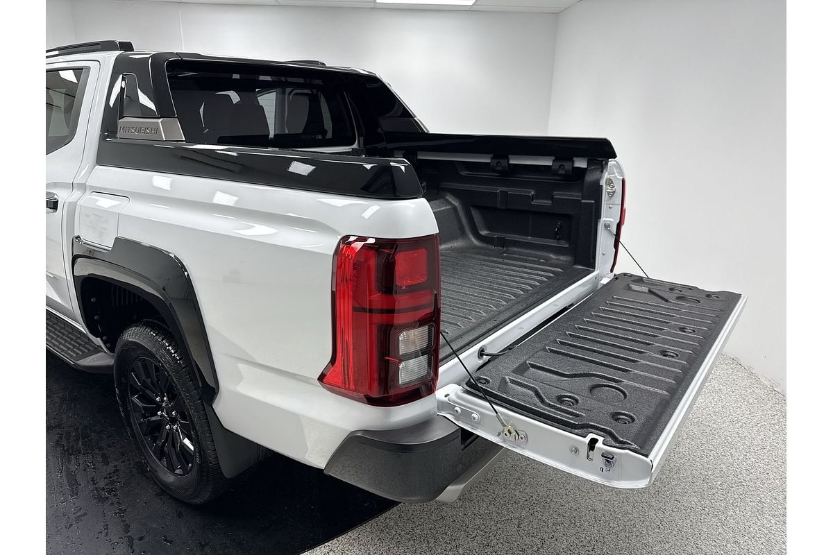 2024 Mitsubishi Triton GSR MV 4X4