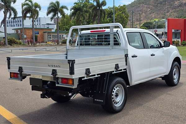 2024 Nissan Navara SL D23