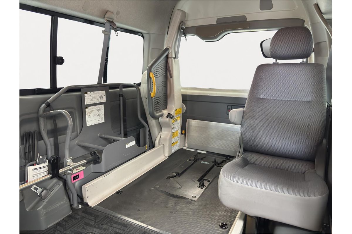 2008 Toyota Hiace Welcab