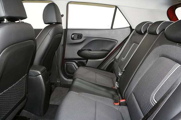 2023 Hyundai Venue Active QX.V5