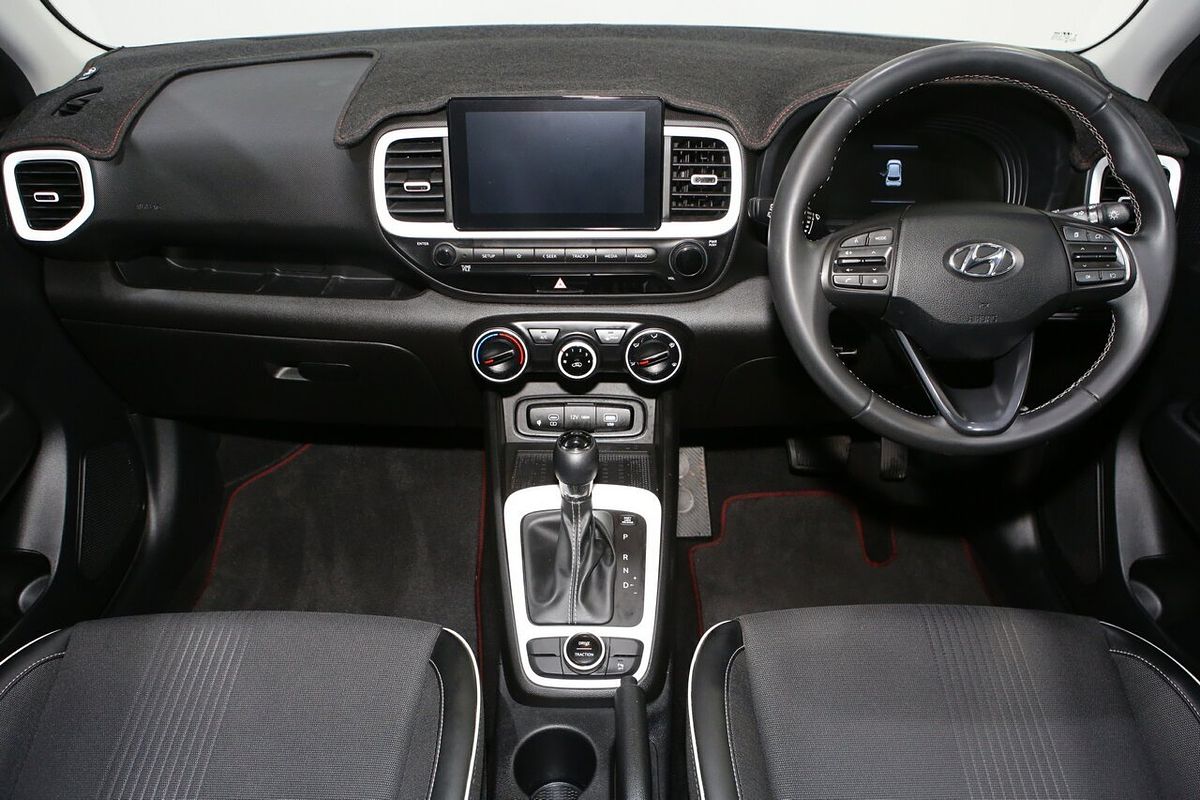 2023 Hyundai Venue Active QX.V5