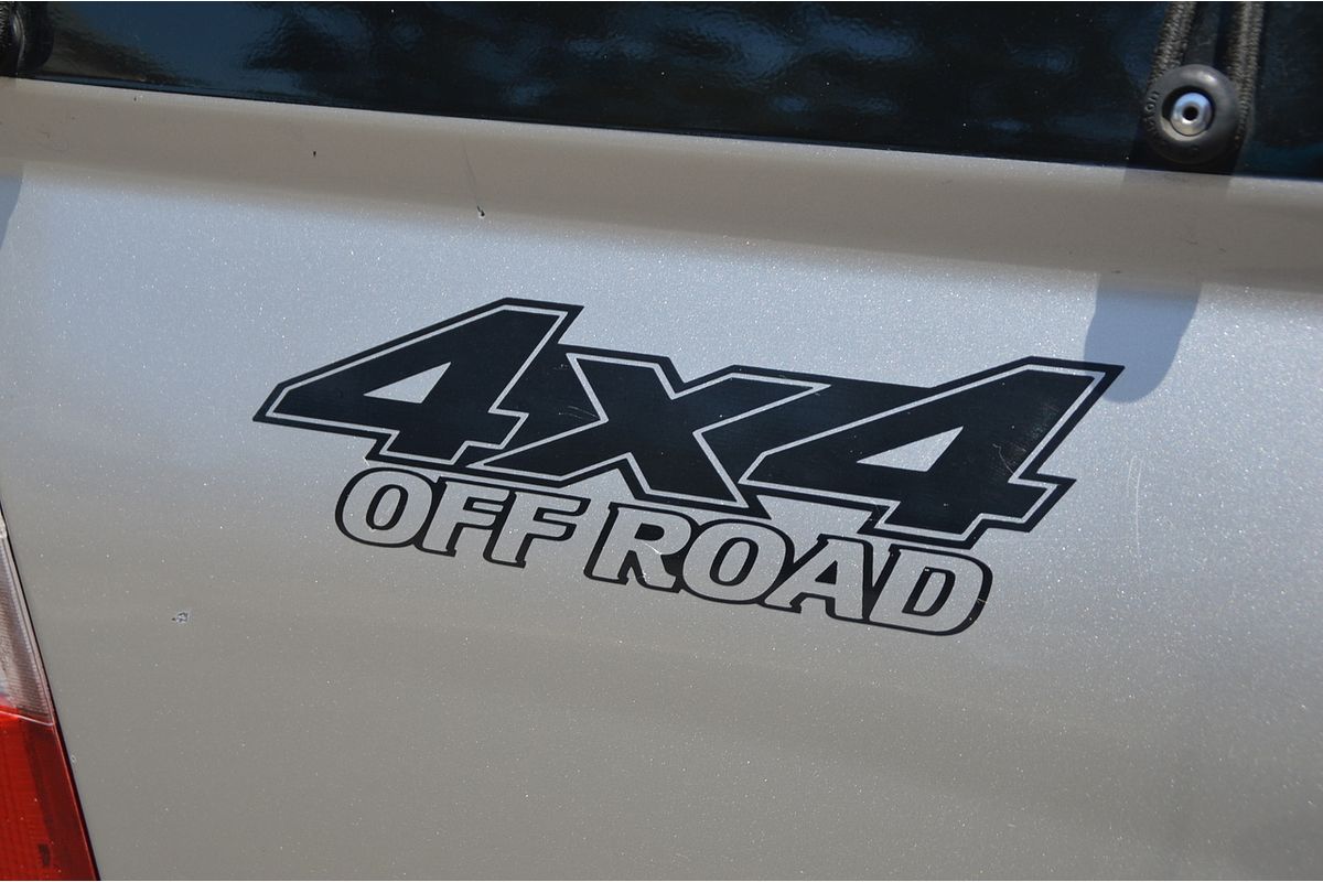 2004 Mitsubishi Triton GLX MK 4X4