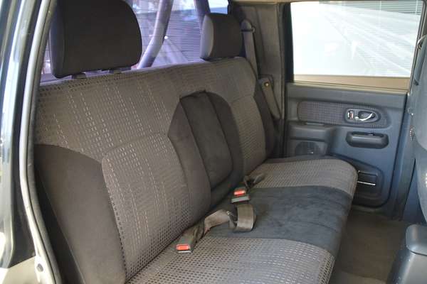2004 Mitsubishi Triton GLX MK 4X4